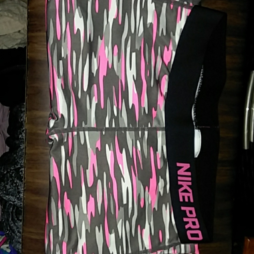 Nike pro